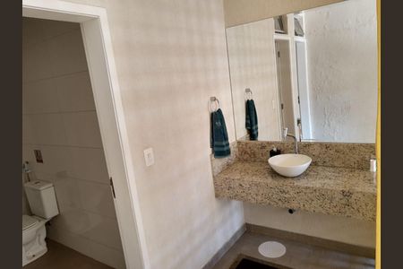 Apartamento para alugar com 120m², 2 quartos e 2 vagas Apartamento para alugar com 120m², 2 quartos e 2 vagasBanheiro