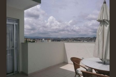 Apartamento para alugar com 120m², 2 quartos e 2 vagas Apartamento para alugar com 120m², 2 quartos e 2 vagasVaranda