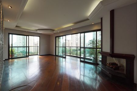 Apartamento para alugar com 4 quartos, 187m² em Jardim Vila Mariana, São Paulo