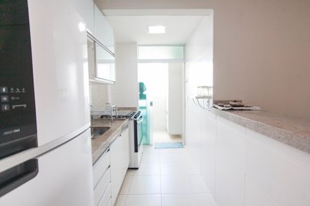 Apartamento para alugar com 70m², 2 quartos e 2 vagasCozinha