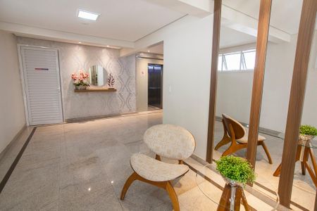 Apartamento para alugar com 70m², 2 quartos e 2 vagasHall