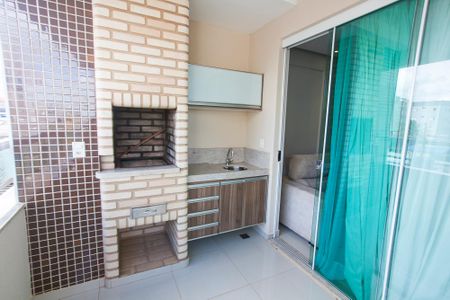 Apartamento para alugar com 70m², 2 quartos e 2 vagasVaranda