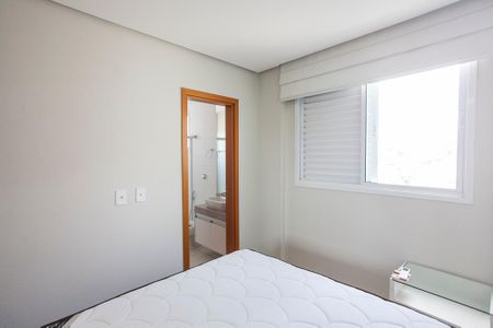 Apartamento para alugar com 70m², 2 quartos e 2 vagasSuite