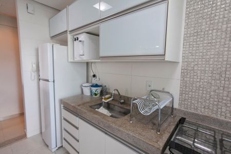 Apartamento para alugar com 70m², 2 quartos e 2 vagasCozinha