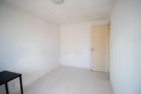 Quarto 2 de apartamento para alugar com 2 quartos, 50m² em Irajá, Rio de Janeiro