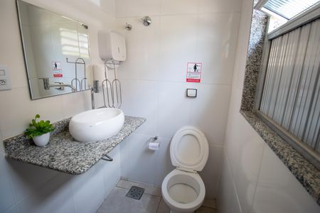 Apartamento para alugar com 50m², 2 quartos e 1 vaga Apartamento para alugar com 50m², 2 quartos e 1 vagaÁrea comum - Salão de festas