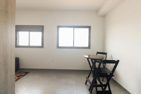 Studio para alugar com 27m², 1 quarto e sem vaga Studio para alugar com 27m², 1 quarto e sem vagaStudio - Sala e Quarto
