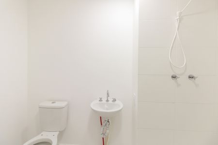 Studio para alugar com 27m², 1 quarto e sem vaga Studio para alugar com 27m², 1 quarto e sem vagaBanheiro