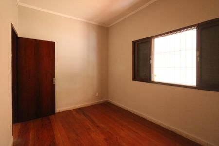 Casa para alugar com 113m², 3 quartos e 1 vagaQuarto 1