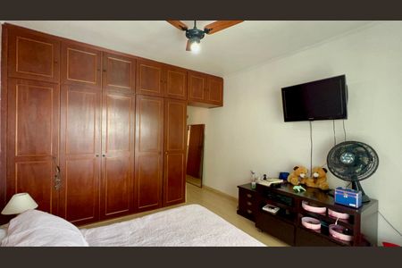 Casa para alugar com 256m², 3 quartos e 4 vagasSuite