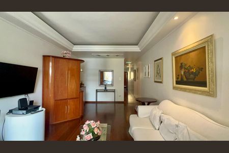 Casa para alugar com 256m², 3 quartos e 4 vagasSala