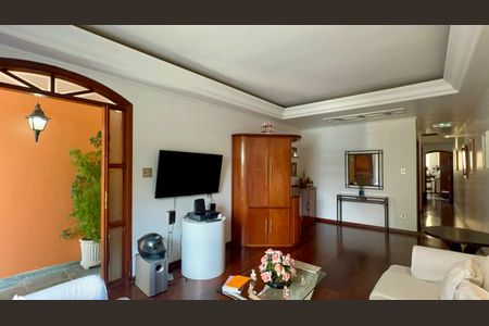 Sala de casa para alugar com 3 quartos, 256m² em Vila Madalena, São Paulo