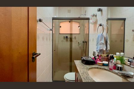 Casa para alugar com 256m², 3 quartos e 4 vagasBanheiro