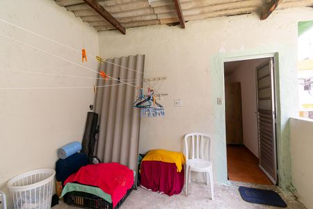 Casa à venda com 170m², 3 quartos e 2 vagas Casa à venda com 170m², 3 quartos e 2 vagasVaranda/ Área de serviço