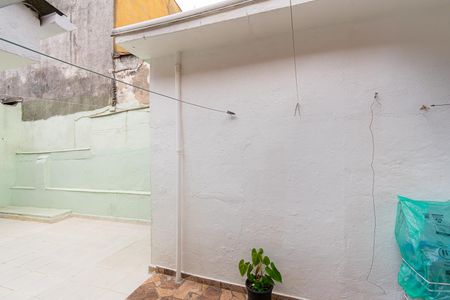 Casa à venda com 170m², 3 quartos e 2 vagas Casa à venda com 170m², 3 quartos e 2 vagasCasa 2- Área de serviço