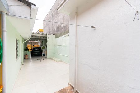 Casa à venda com 170m², 3 quartos e 2 vagas Casa à venda com 170m², 3 quartos e 2 vagasQuintal