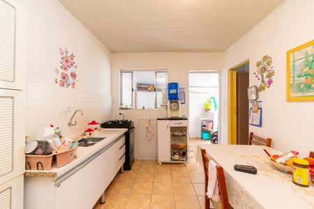 Casa à venda com 170m², 3 quartos e 2 vagas Casa à venda com 170m², 3 quartos e 2 vagasCasa 2- Cozinha