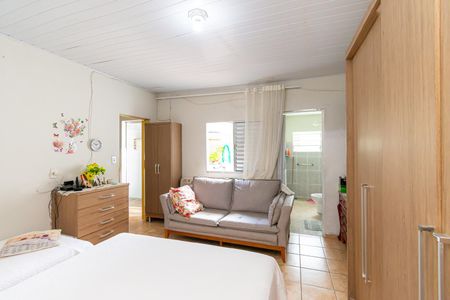 Casa à venda com 170m², 3 quartos e 2 vagas Casa à venda com 170m², 3 quartos e 2 vagasCasa 2- Suíte