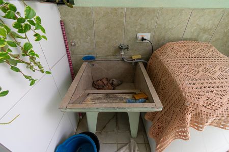 Casa à venda com 170m², 3 quartos e 2 vagas Casa à venda com 170m², 3 quartos e 2 vagasÁrea de Serviço