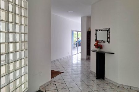 Apartamento à venda com 68m², 2 quartos e 1 vagaÁrea comum