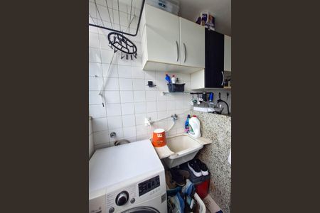 Apartamento à venda com 68m², 2 quartos e 1 vagaÁrea de Serviço