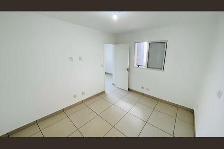 Casa de Condomínio para alugar com 1 quarto, 25m² em Umuarama, Osasco