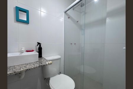 Apartamento à venda com 58m², 2 quartos e 1 vaga Apartamento à venda com 58m², 2 quartos e 1 vagaBanheiro Social