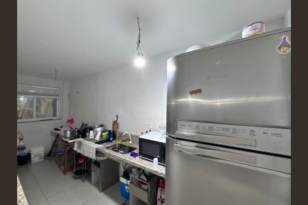 Apartamento à venda com 58m², 2 quartos e 1 vaga Apartamento à venda com 58m², 2 quartos e 1 vagaCozinha e Área de Serviço