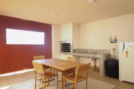 Apartamento para alugar com 32m², 2 quartos e sem vagaÁrea comum - Churrasqueira