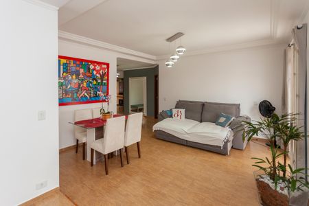 Casa para alugar com 300m², 3 quartos e 3 vagasSala