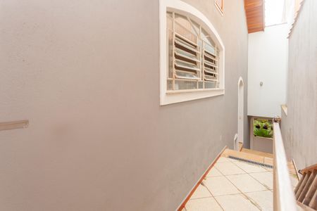 Casa para alugar com 300m², 3 quartos e 3 vagasCorredor