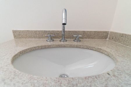 Banheiro da Suíte de apartamento para alugar com 1 quarto, 28m² em Jardim Prudência, São Paulo