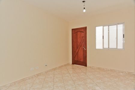 Sala de casa de condomínio para alugar com 2 quartos, 100m² em Jardim Santo Elias, São Paulo