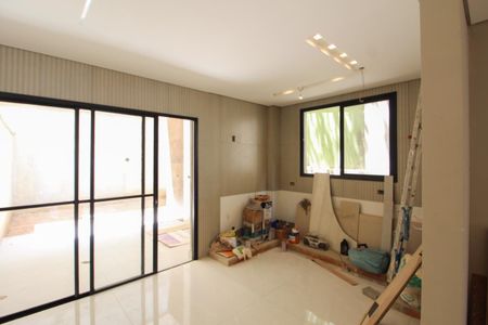 Casa à venda com 180m², 4 quartos e 3 vagas Casa à venda com 180m², 4 quartos e 3 vagasCozinha