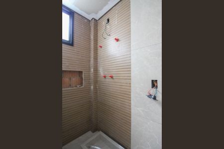 Casa à venda com 180m², 4 quartos e 3 vagasBanheiro da Suíte