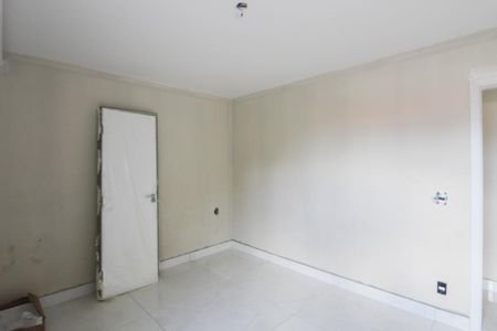 Casa à venda com 180m², 4 quartos e 3 vagasSuíte