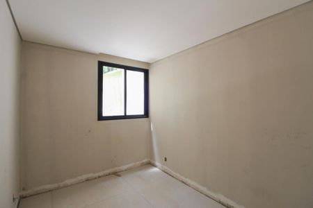 Casa à venda com 180m², 4 quartos e 3 vagas Casa à venda com 180m², 4 quartos e 3 vagasQuarto 1