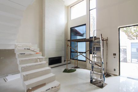 Sala de casa à venda com 4 quartos, 180m² em Planalto, Belo Horizonte