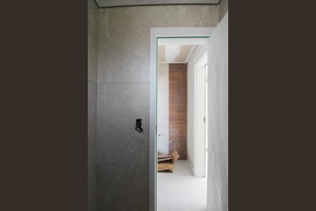 Casa à venda com 180m², 4 quartos e 3 vagasBanheiro da Suíte 2 e 3