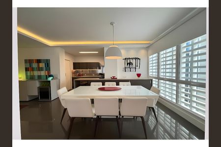 Apartamento para alugar com 2 quartos, 118m² em Chácara Itaim, São Paulo