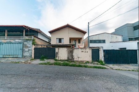 Casa à venda com 300m², 3 quartos e 1 vaga