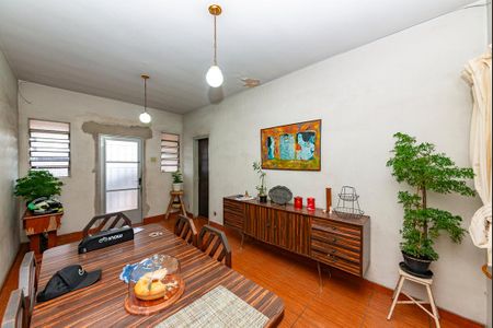 Casa à venda com 300m², 3 quartos e 1 vaga