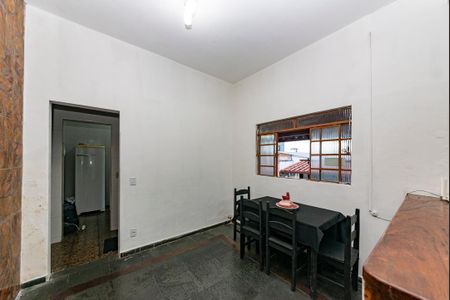Casa à venda com 300m², 3 quartos e 1 vaga
