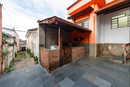 Casa à venda com 300m², 3 quartos e 1 vaga