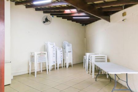 Apartamento à venda com 57m², 3 quartos e 1 vaga Apartamento à venda com 57m², 3 quartos e 1 vagaÁrea comum - Churrasqueira