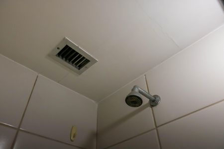 Apartamento à venda com 57m², 3 quartos e 1 vaga Apartamento à venda com 57m², 3 quartos e 1 vagaBanheiro do Quarto Suíte