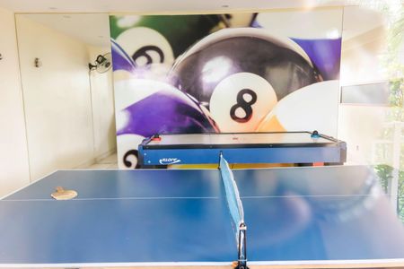 Apartamento à venda com 57m², 3 quartos e 1 vaga Apartamento à venda com 57m², 3 quartos e 1 vagaSala de jogos