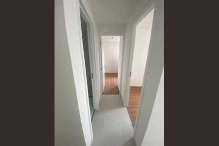 Corredor de apartamento à venda com 2 quartos, 33m² em Vila Ema, São Paulo