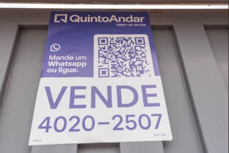 Casa à venda com 110m², 2 quartos e 3 vagas Casa à venda com 110m², 2 quartos e 3 vagasPlaquinha