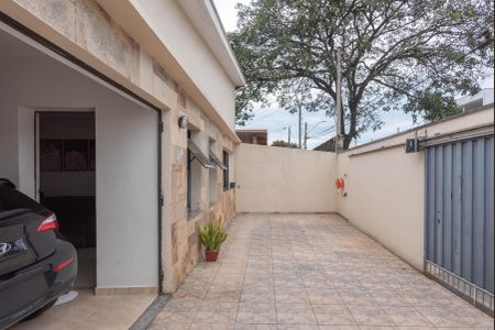 Casa à venda com 110m², 2 quartos e 3 vagas Casa à venda com 110m², 2 quartos e 3 vagasGaragem